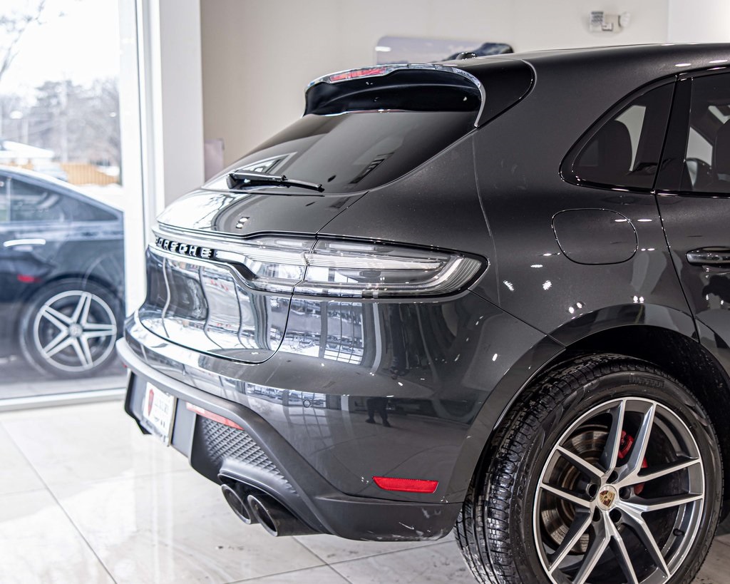 2023 PORSCHE MACAN - Image 12