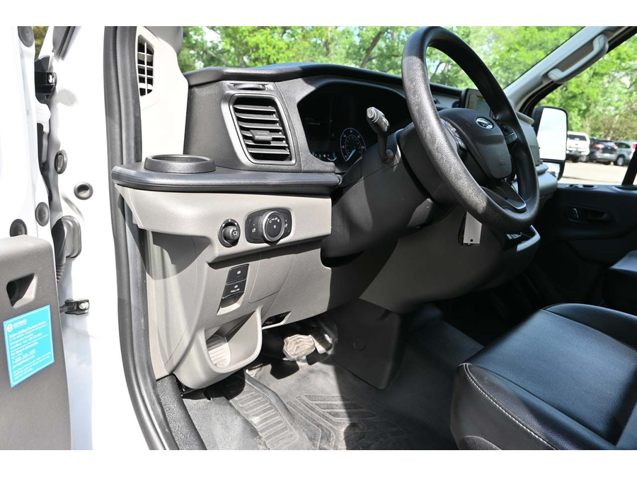 2022 Ford Transit XL photo 28