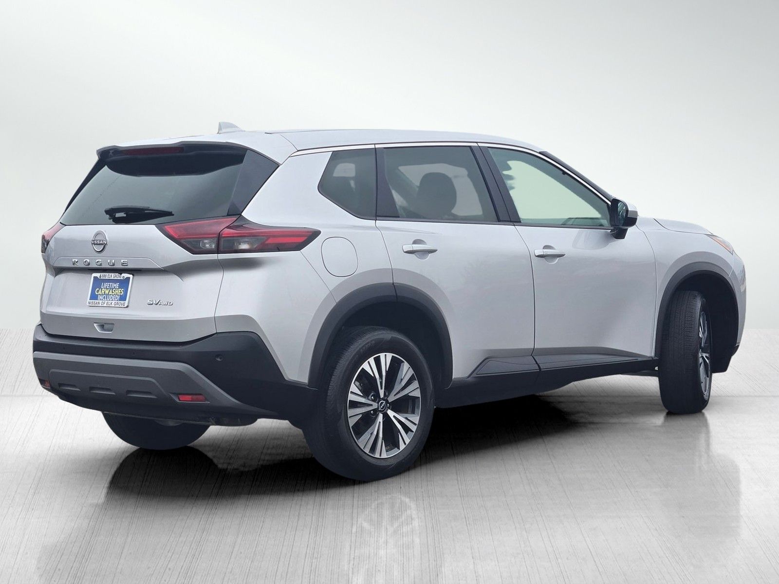 2023 Nissan Rogue SV photo 4