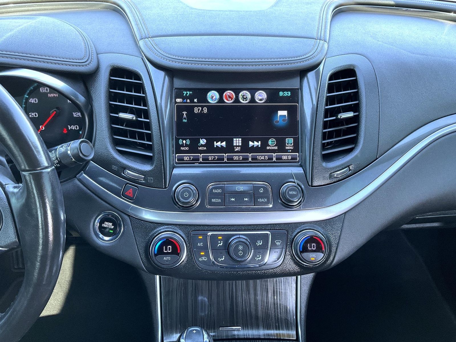 2019 Chevrolet Impala 1LT photo 13