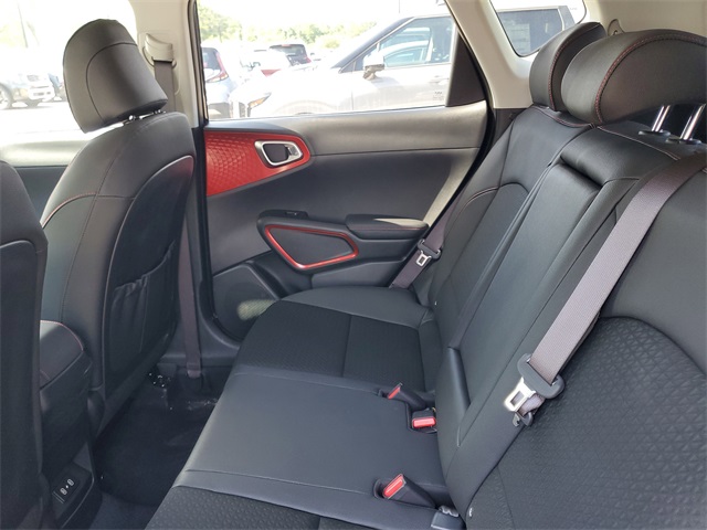 2025 Kia Soul GT-Line photo 27