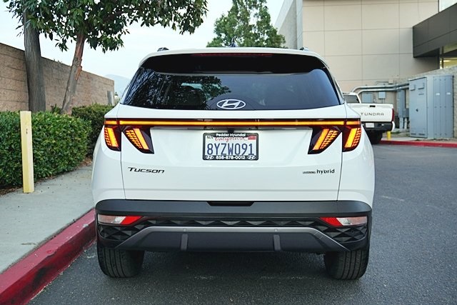 Used 2022 White Hyundai Limited image 7