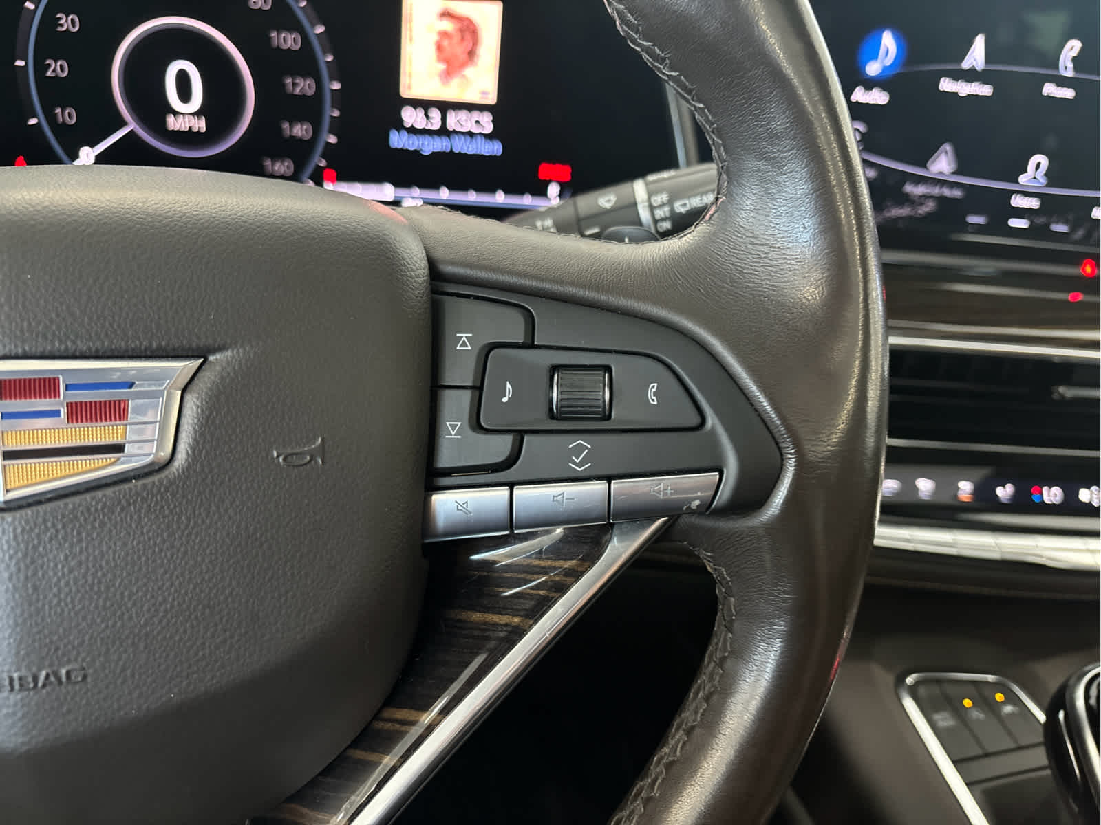2021 Cadillac Escalade ESV Sport photo 19