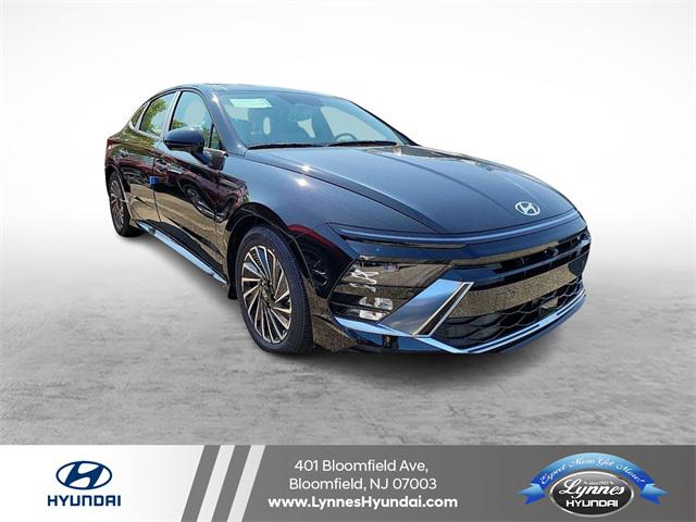 2025 Hyundai Sonata Hybrid Limited's photo