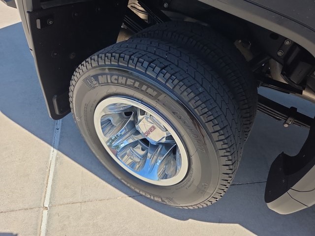 2024 Gmc Sierra HD SLT photo 25