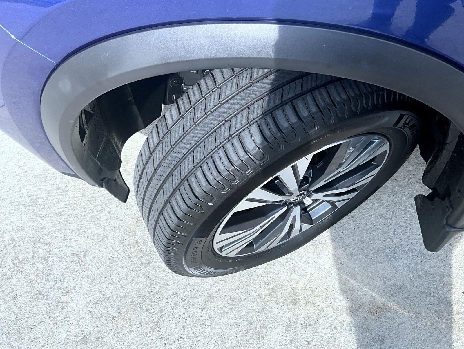 2021 Nissan Rogue SV photo 23