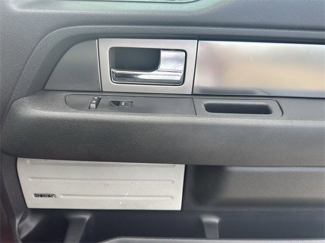 2014 Ford F-150 FX4 photo 24