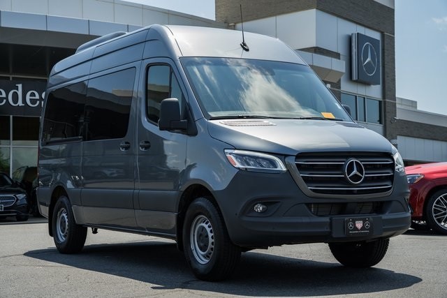 2024 Mercedes-Benz Sprinter 2500 Passenger 144 WB
