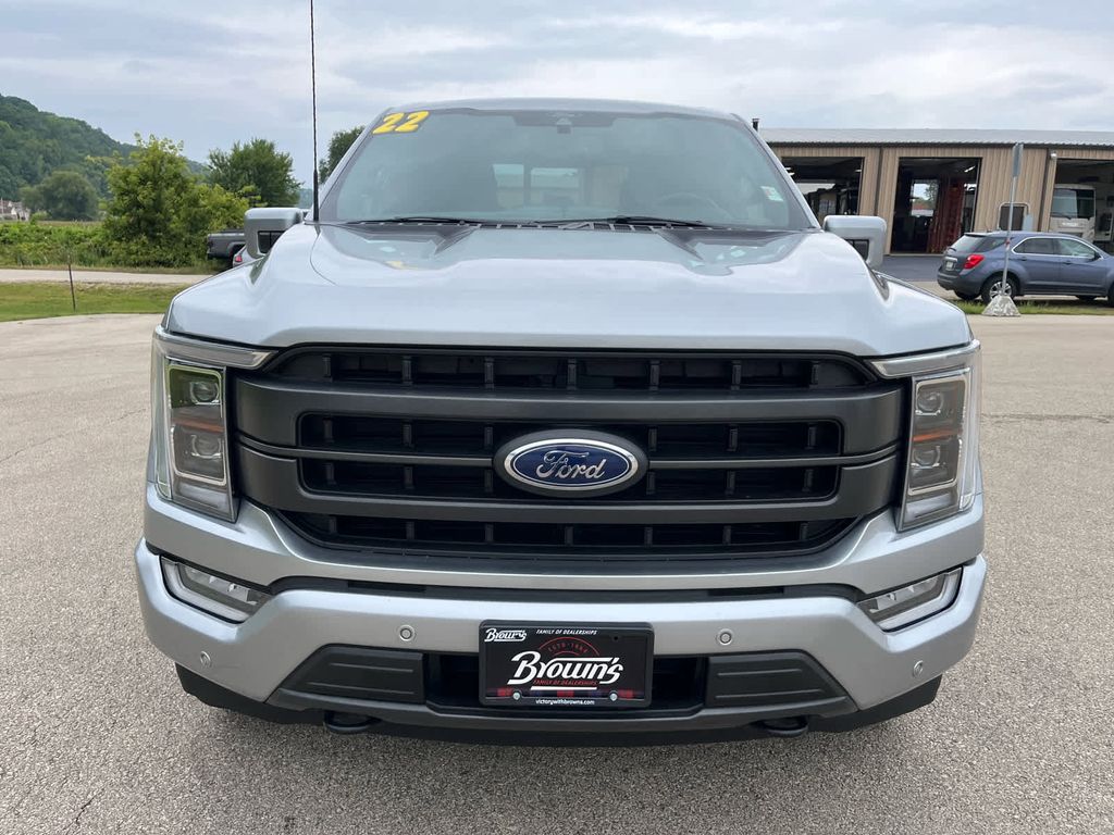 2022 Ford F-150 Lariat photo 2
