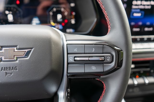 2025 Chevrolet Colorado Z71 photo 15