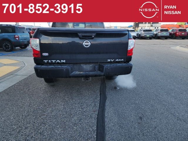 2018 Nissan Titan SV photo 4