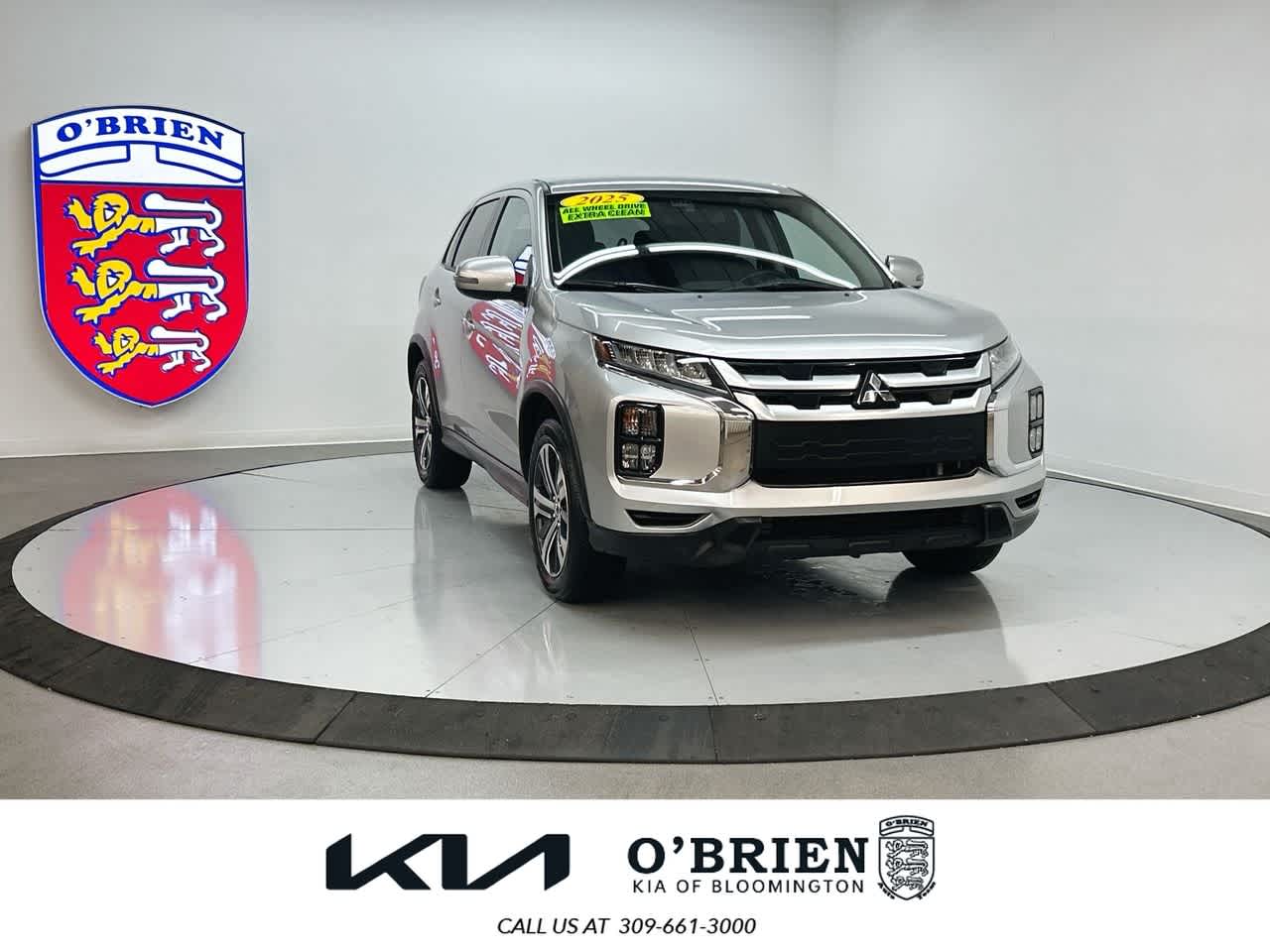 2025 Mitsubishi Outlander Sport SE's photo