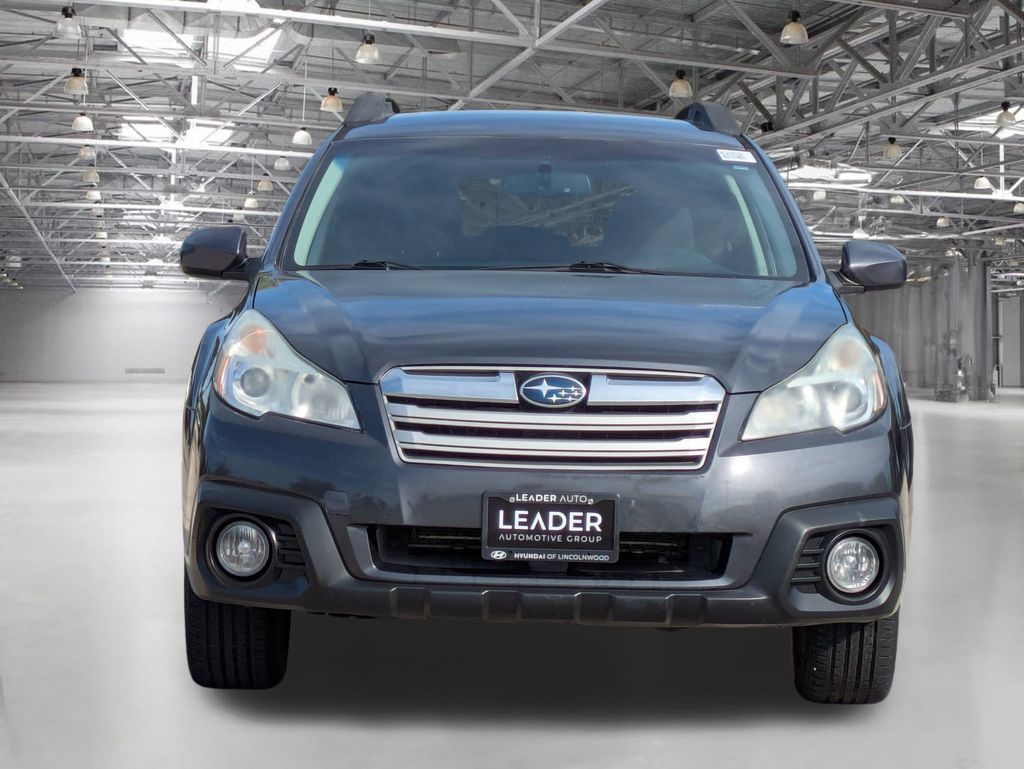 2014 Subaru Outback 2.5i Premium photo 2