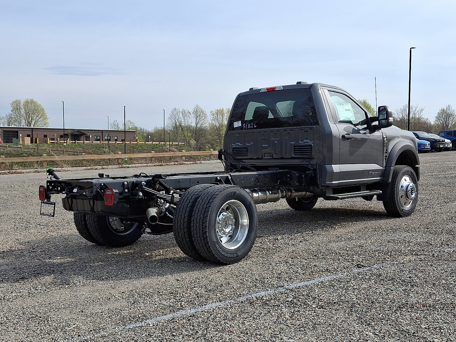 2025 Ford F-600 photo 4
