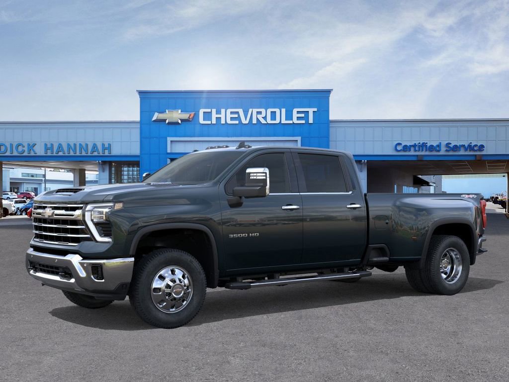 2026 Chevrolet Silverado 3500HD LTZ photo 2