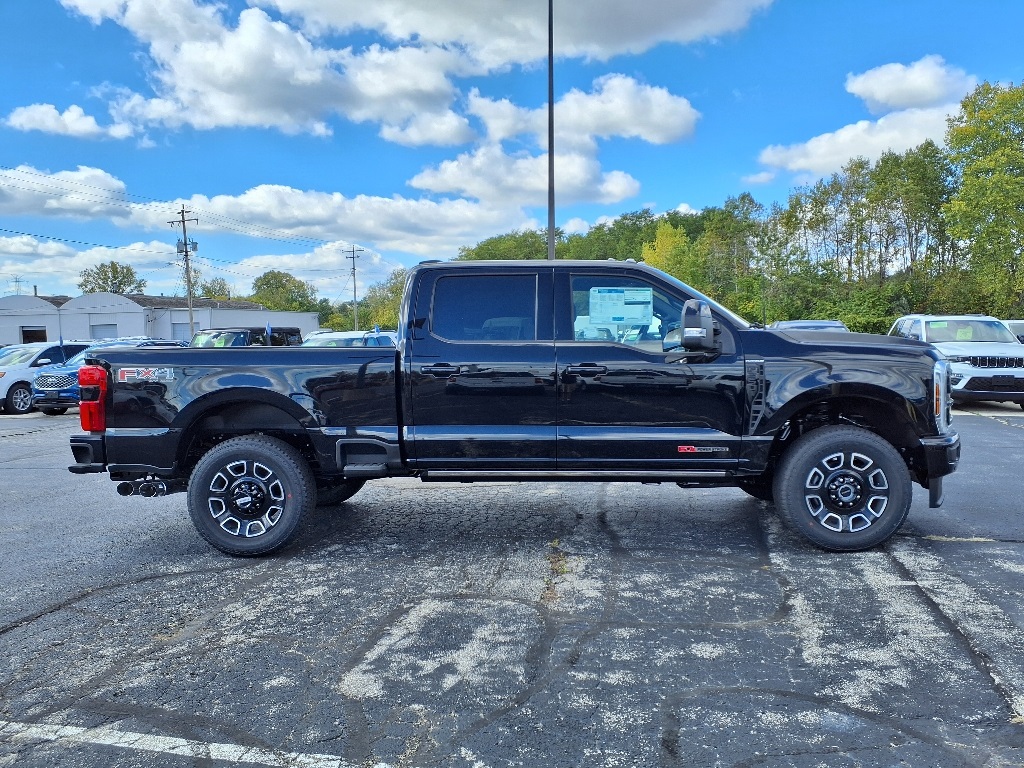 2026 Ford F-250 Platinum photo 3