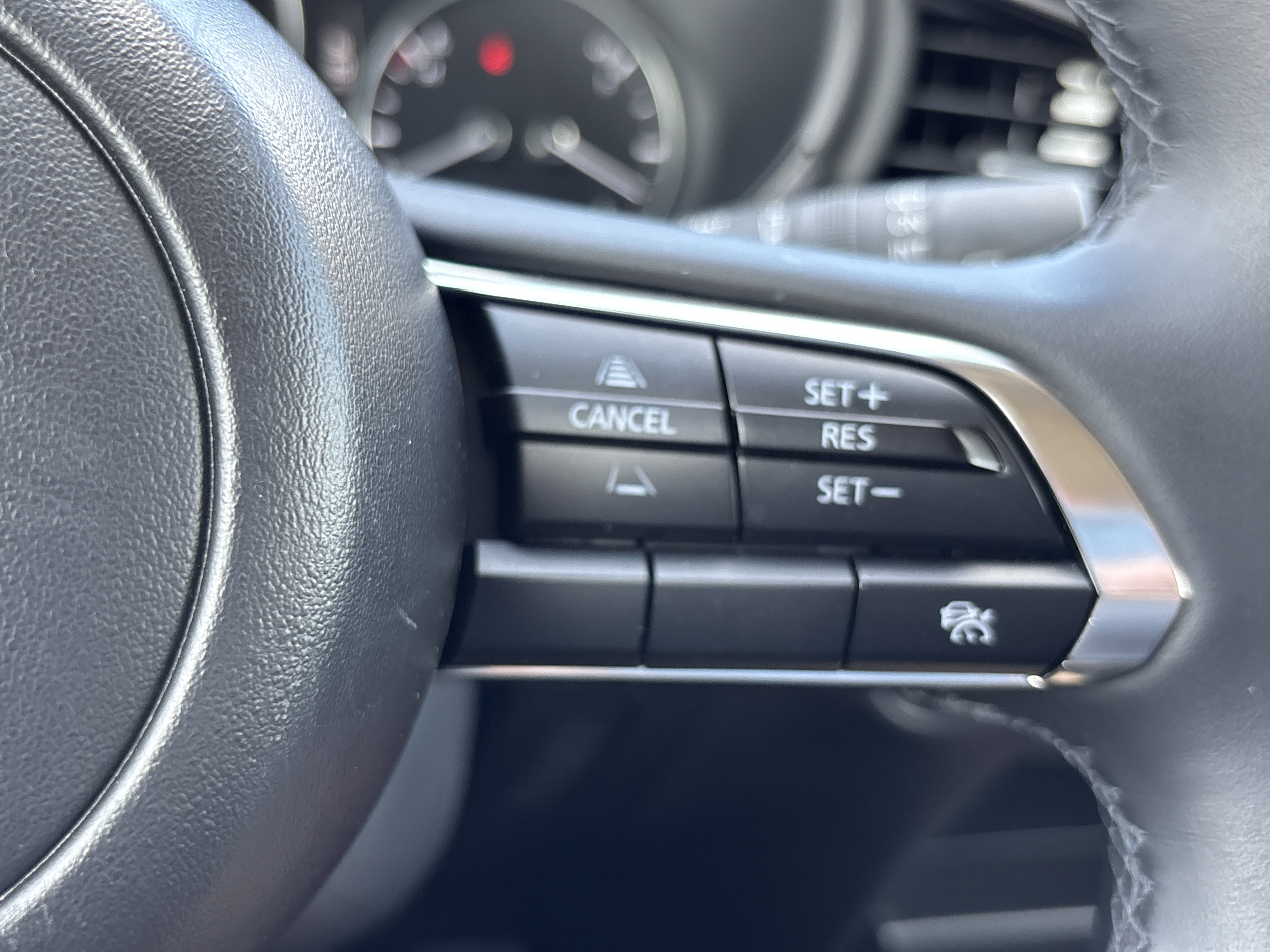 2025 Mazda CX-30 2.5 Select Sport photo 4