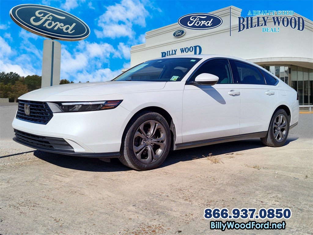 2024 Honda Accord EX's photo