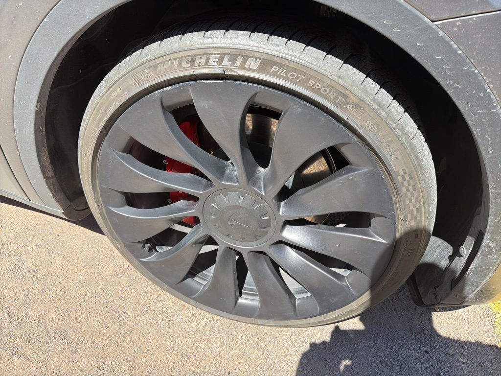 2022 Tesla Model Y Performance photo 10