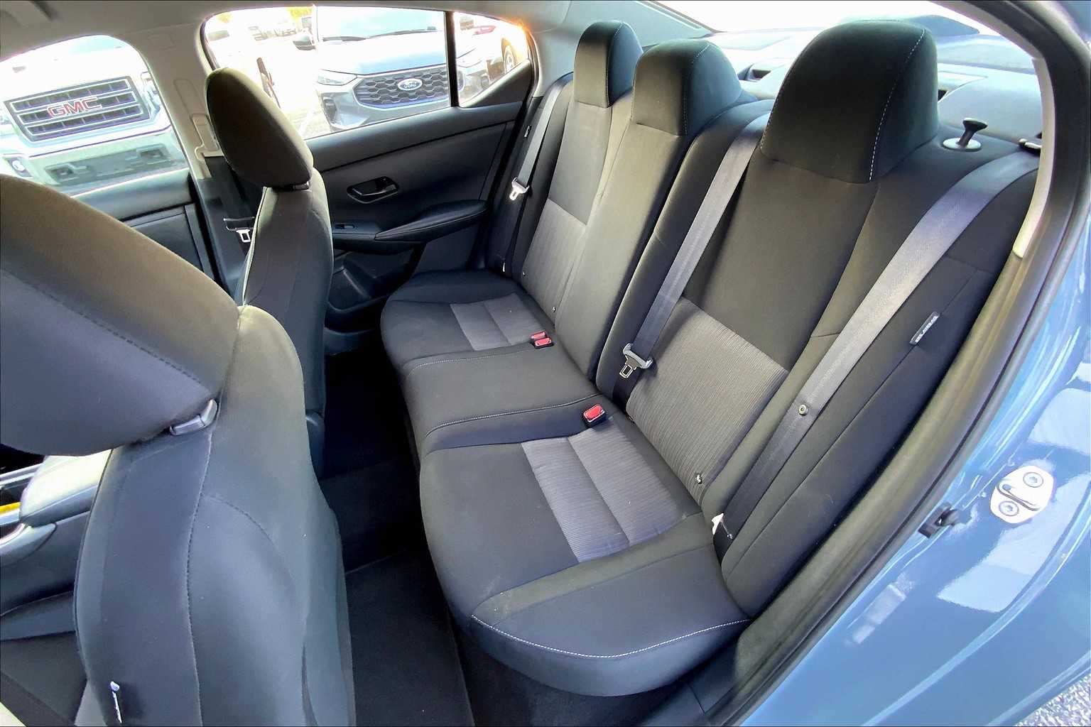 2024 Nissan Sentra SV photo 19