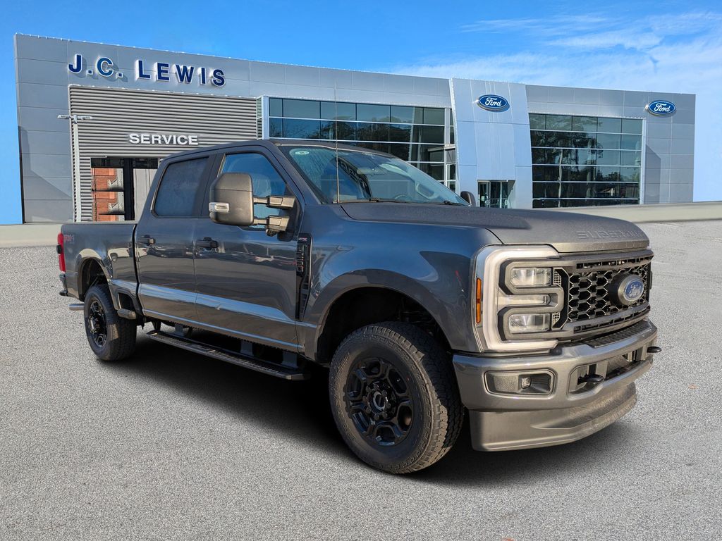 2026 Ford F-250 Super Duty XL's photo