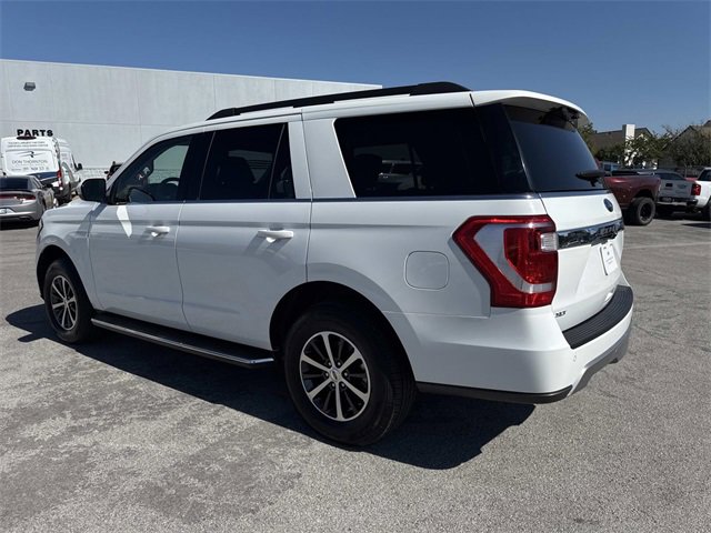 2021 Ford Expedition XLT photo 2