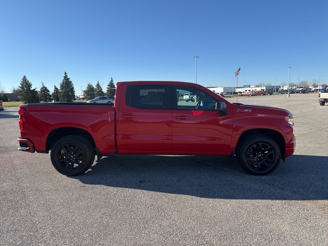 2022 Chevrolet Silverado 1500 RST photo 4
