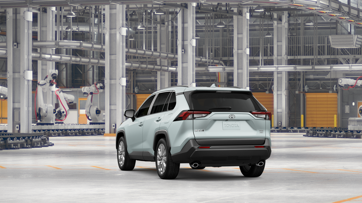 2025 Toyota RAV4 XLE Premium photo 4