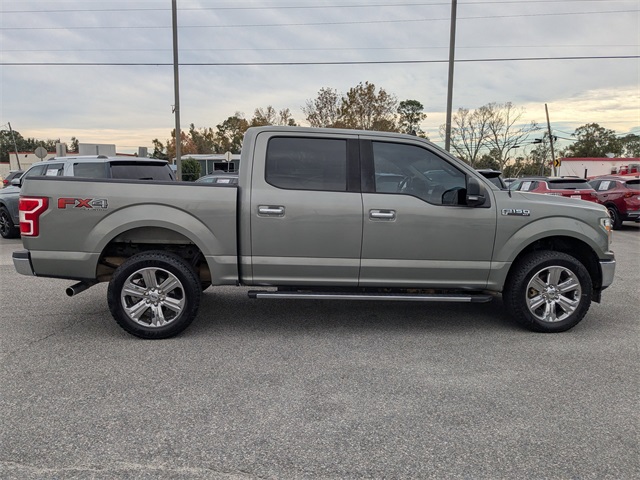 2019 Ford F-150 XLT photo 2