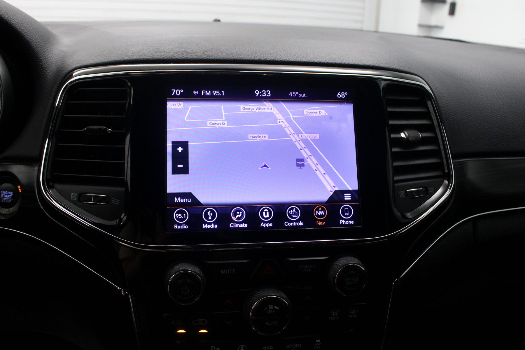 2019 Jeep Grand Cherokee Limited photo 4