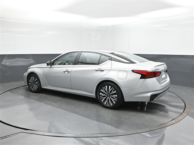 2024 Nissan Altima 2.5 SV photo 4