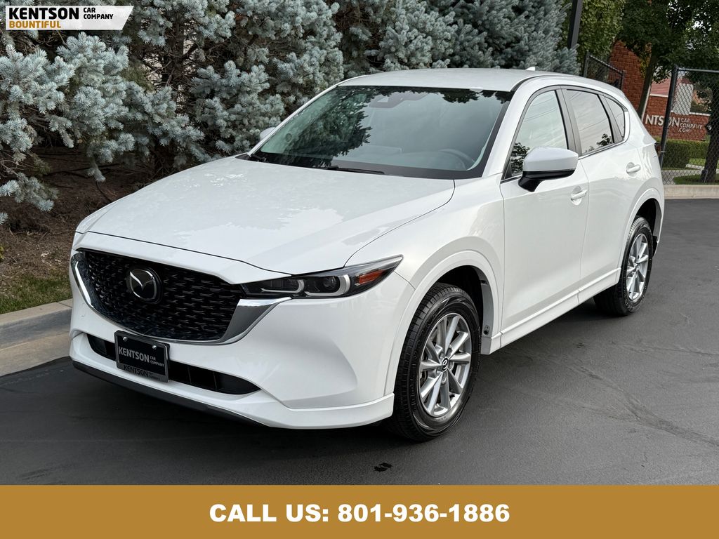 2024 Mazda CX-5 2.5 Select photo 3
