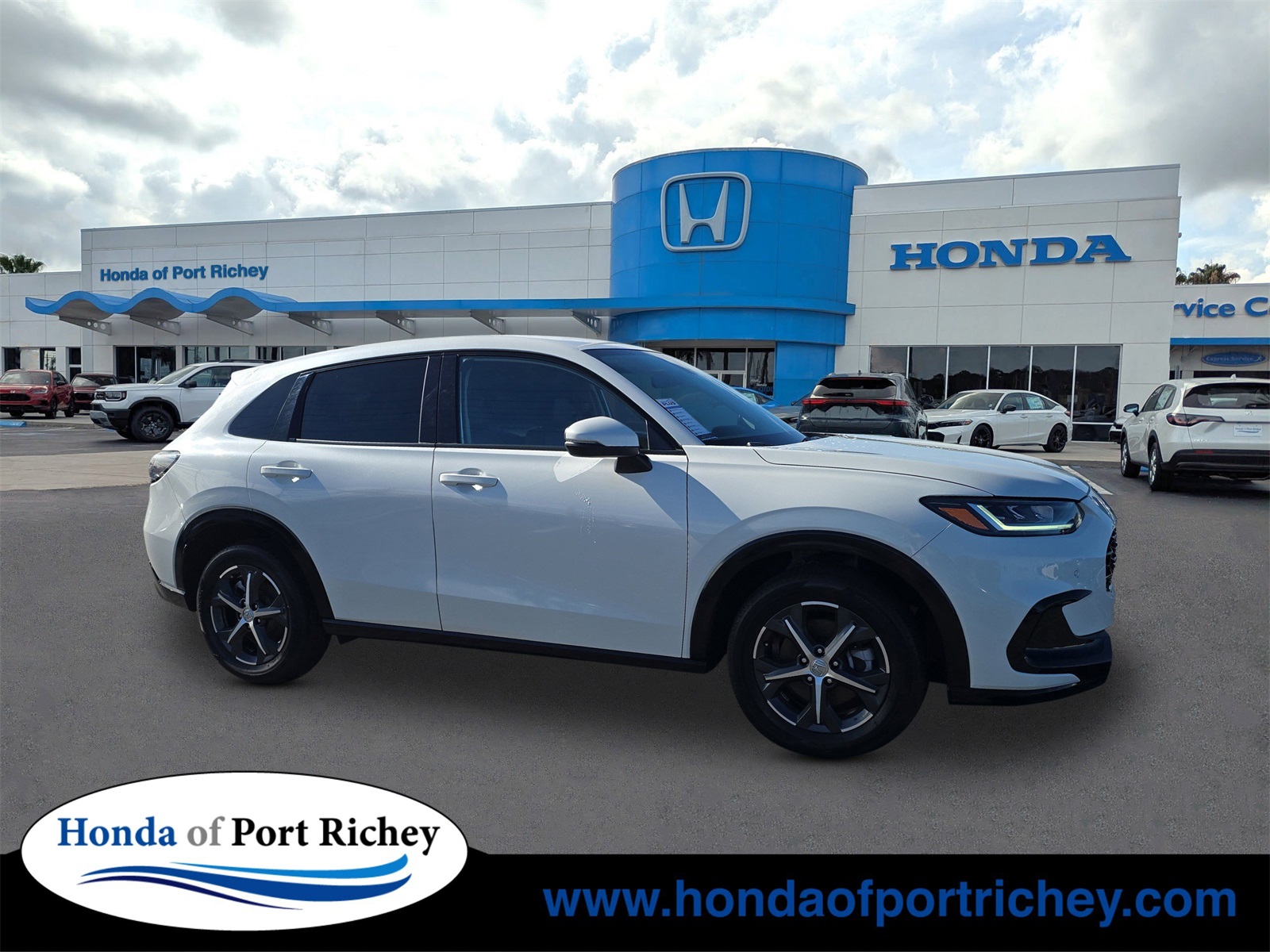 2024 Honda HR-V EX-L's photo