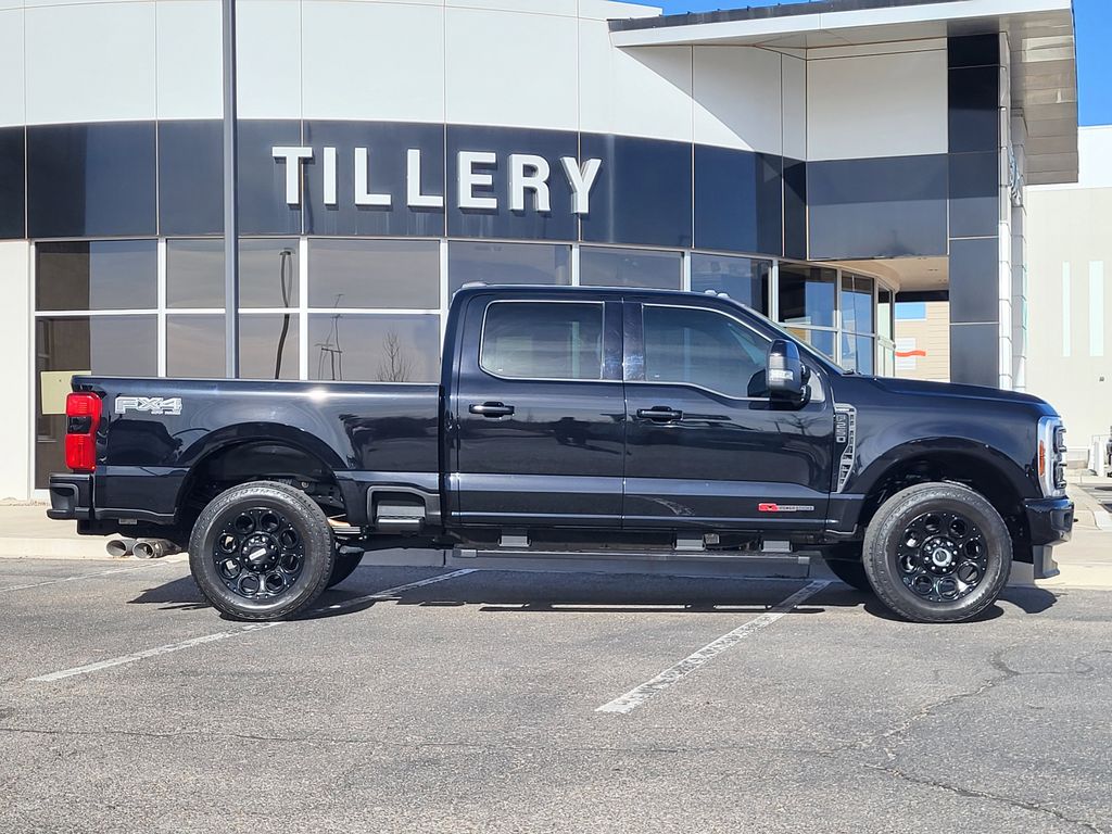 2024 Ford F-250 Super Duty Lariat's photo