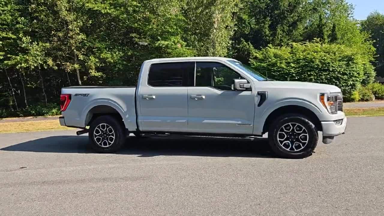2023 Ford F-150 XLT photo 2