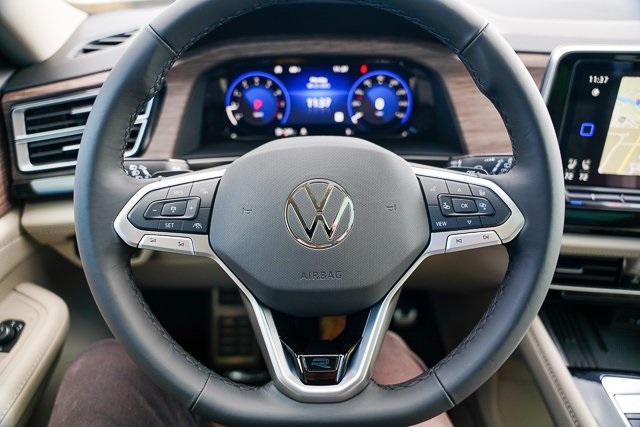 2026 Volkswagen Atlas SEL Premium R-Line photo 14
