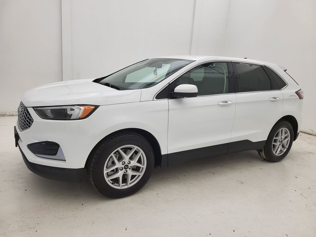 2024 Ford Edge SEL photo 18