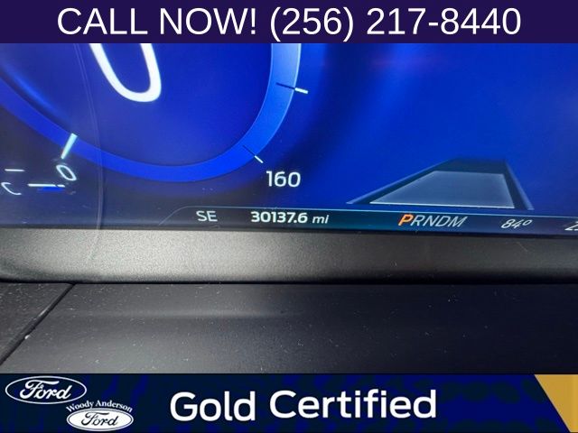 2020 Ford Escape Titanium photo 3