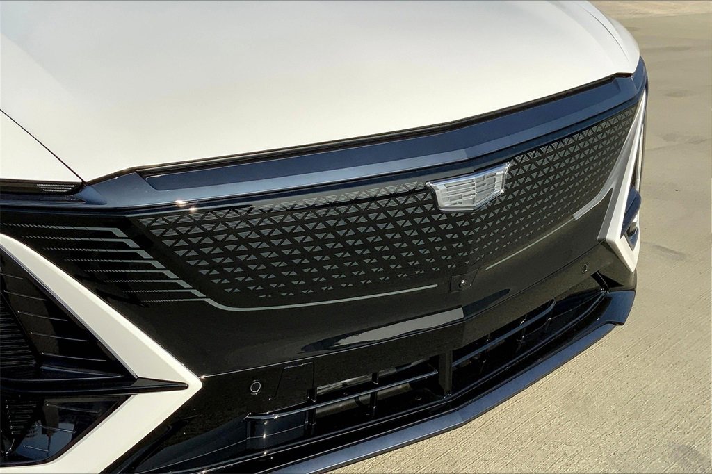 2025 Cadillac Lyriq Sport photo 30