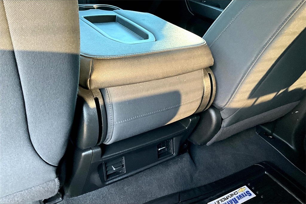 2020 Chevrolet Silverado 1500 Custom photo 9