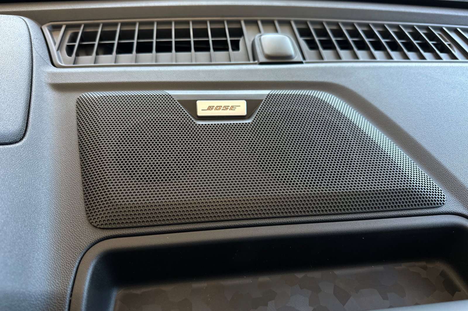 2026 Chevrolet Colorado ZR2 photo 27