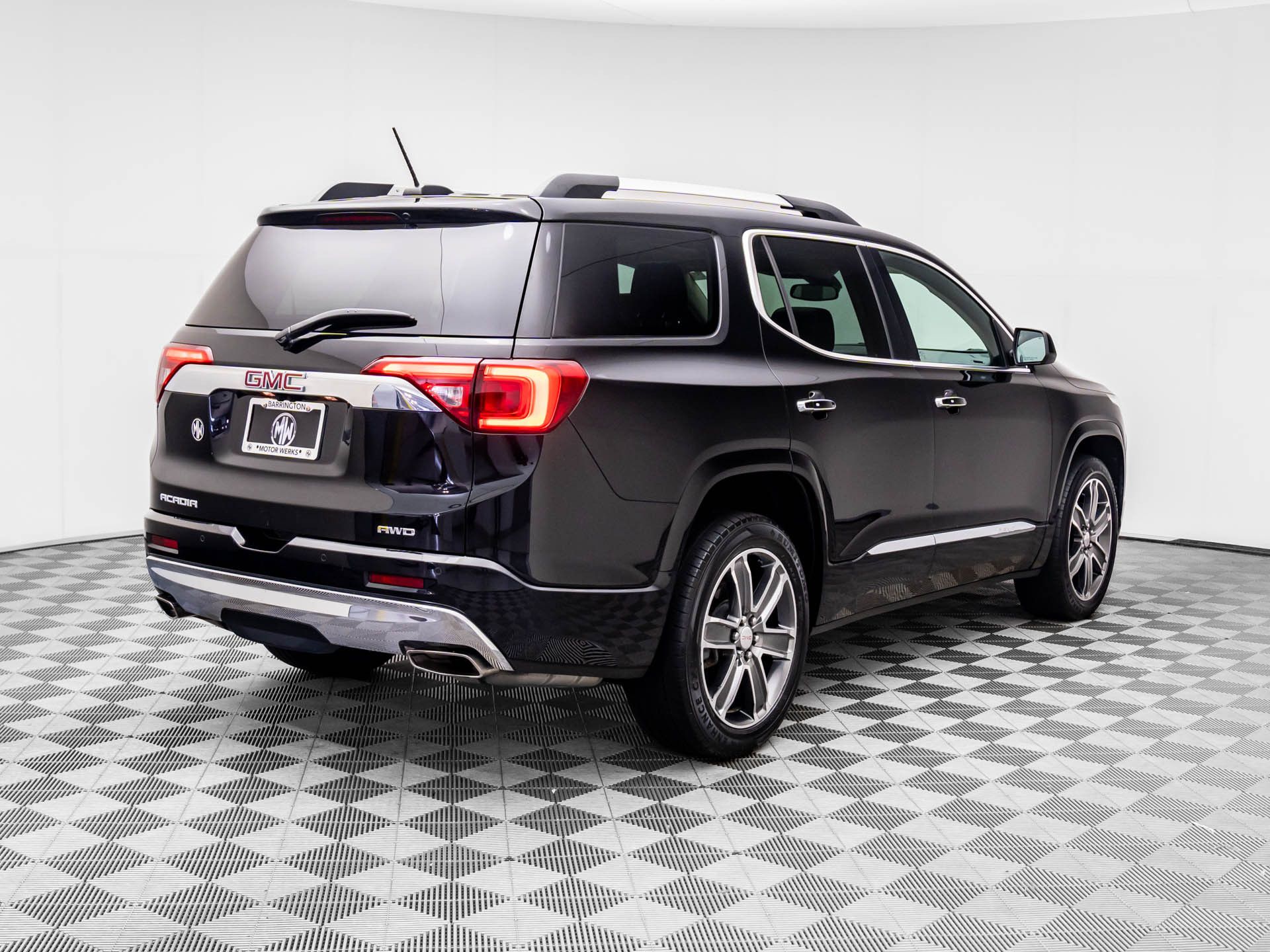 2017 Gmc Acadia Denali photo 4