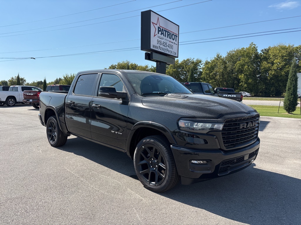2026 RAM Ram 1500 Pickup Laramie's photo