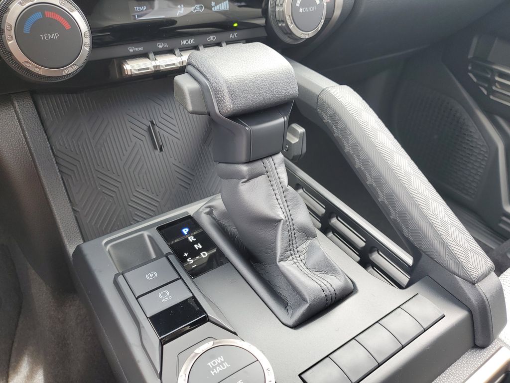 2025 Toyota 4Runner SR5 photo 21