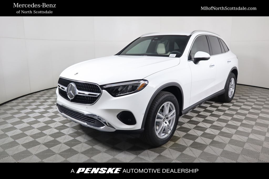 2025 Mercedes-Benz GLC Base's photo