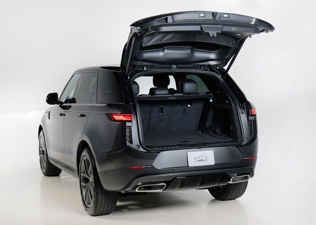 2025 Land Rover Range Rover Sport SE photo 29
