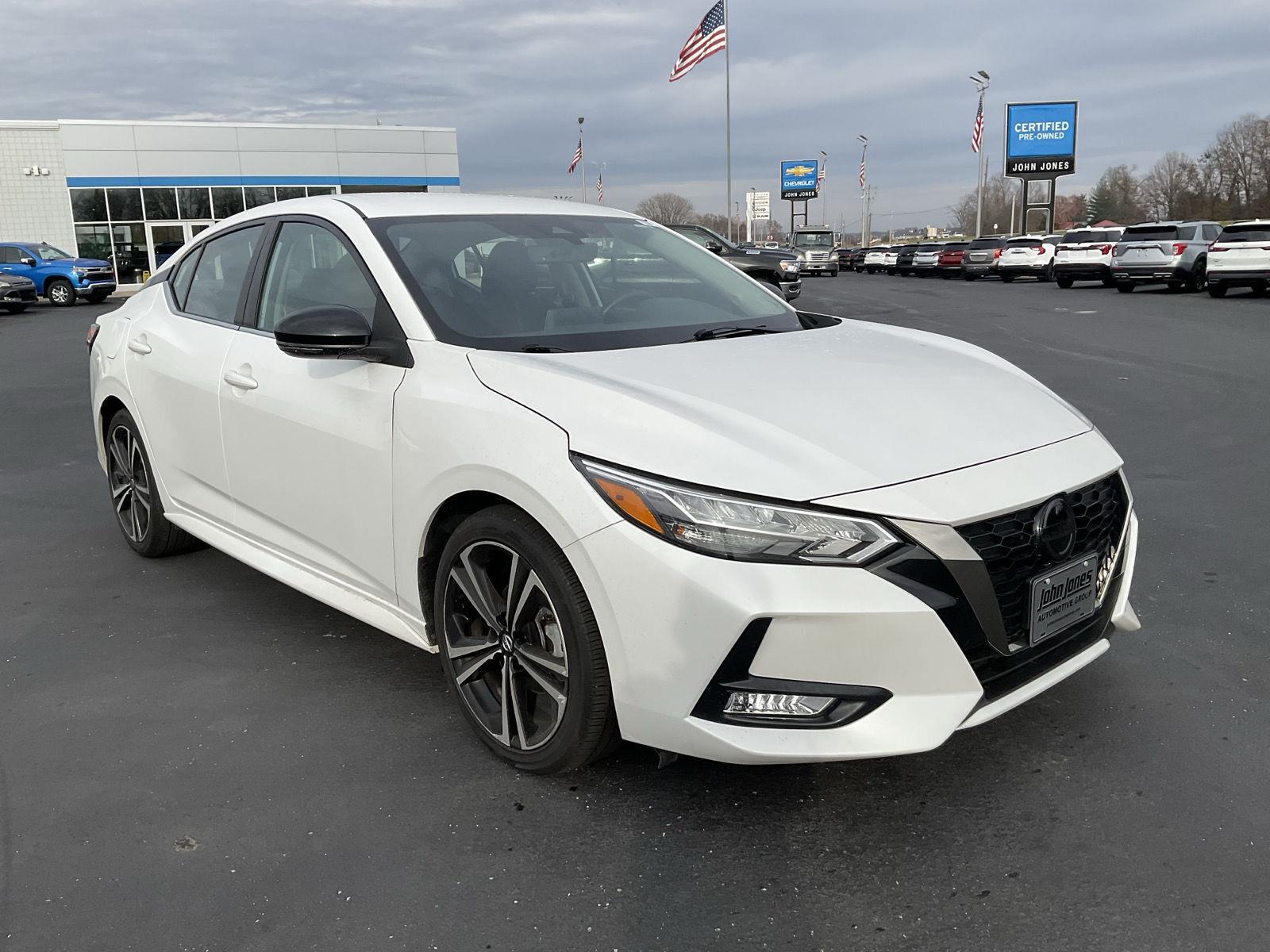 2023 Nissan Sentra SR photo 3