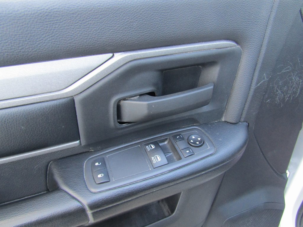 2022 Ram 5500 Tradesman photo 17