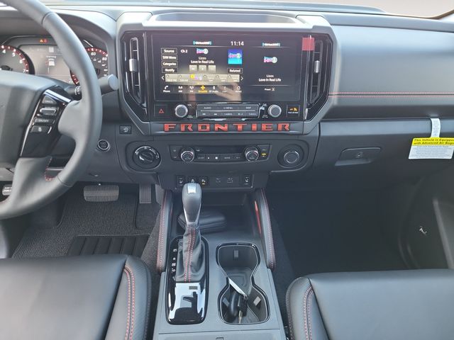2025 Nissan Frontier PRO-4X photo 11