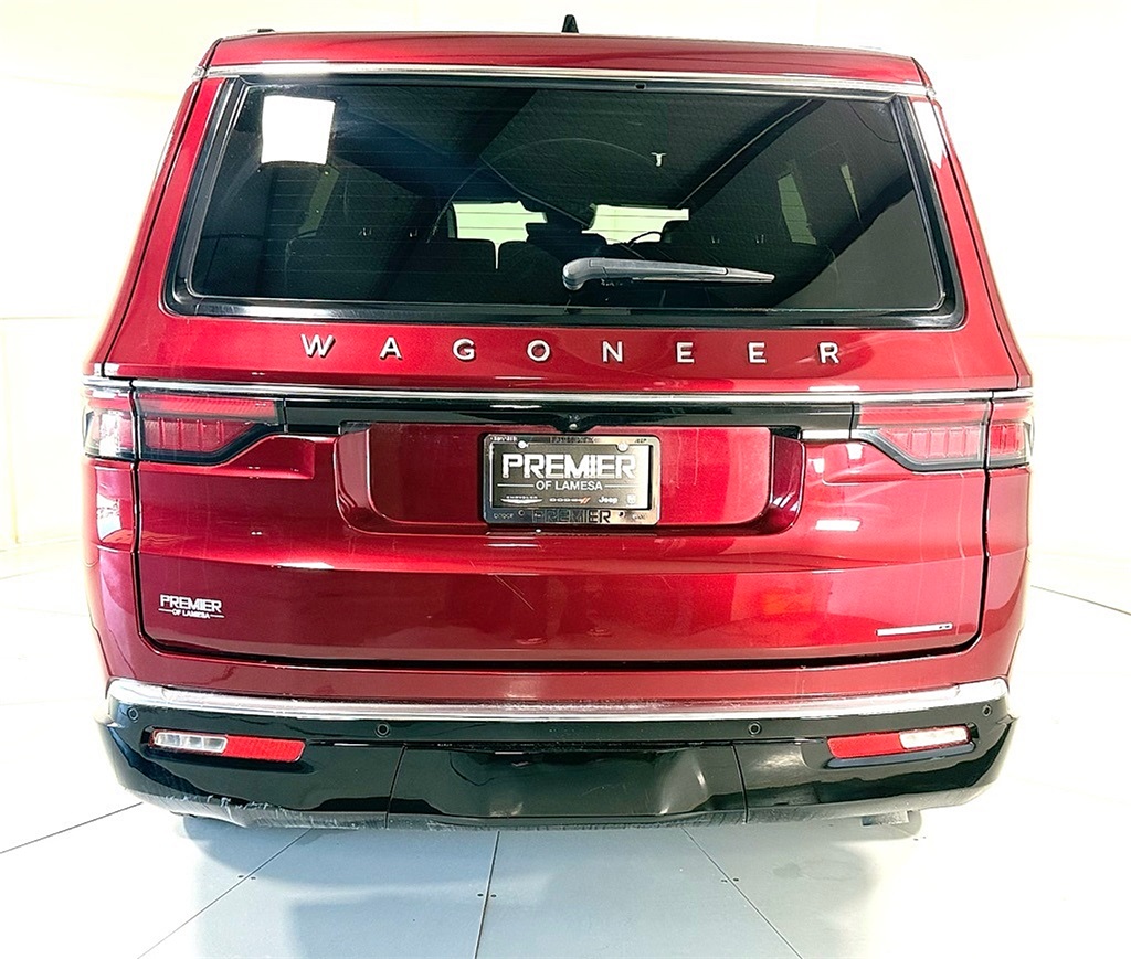 2024 Jeep Wagoneer Series II photo 3